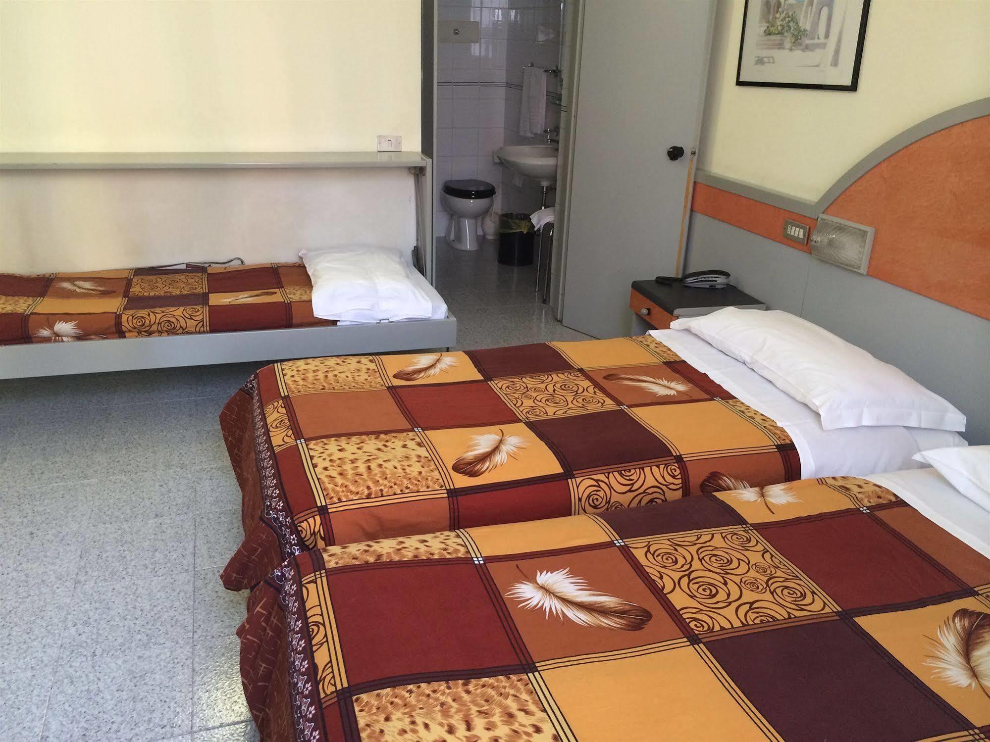 Hotel Mazzini Letojanni Eksteriør bilde